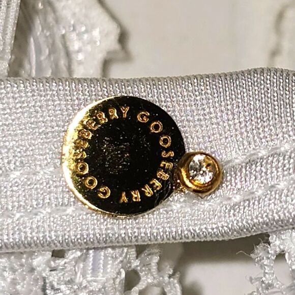 GOOSEBERRY Intimates Women's Sexy Lace Coquette Triangle Bralette White Size XS - Picture 10 of 13